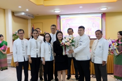 20201016052925.jpg - ยินดี​ต้อนรับ​รอง​ผู้​อำนวยการ​สถานศึกษา​โรงเรียน​อนุบาลเชียงใหม่ | https://www.abcm.ac.th