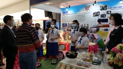 20220204124532.jpg - นำเสนอผลงานในการประชุมขับเคลื่อนโรงเรียนเครือข่ายในโครงการวิทยาศาสตร์พลังสิบ | https://www.abcm.ac.th