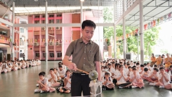 20240726141945.jpg - พิธีหล่อเทียนพรรษา ประจำปีการศึกษา ๒๕๖๗ | https://www.abcm.ac.th