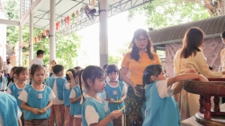 20240726141946.jpg - พิธีหล่อเทียนพรรษา ประจำปีการศึกษา ๒๕๖๗ | https://www.abcm.ac.th