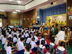 20240726152611(1).jpg - เข้าร่วมกิจกรรมวันอาสาฬหบูชา วันเข้าพรรษาและพิธีแสดงตนเป็นพุทธมามกะ | https://www.abcm.ac.th